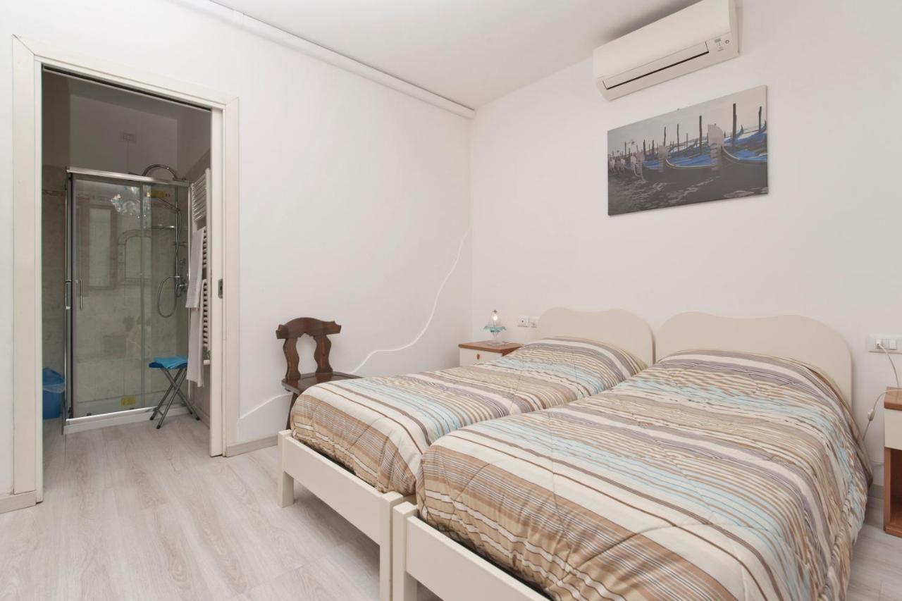 Bed and Breakfast Ca' Del Pomo Grana' Мурано Экстерьер фото